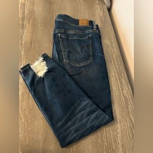 American Eagle distressed jeans